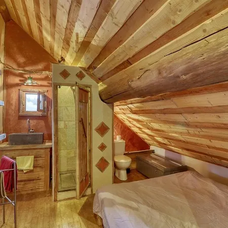 Au Bord D'un Etang Prive, Massif Du Sancy Horská chata *